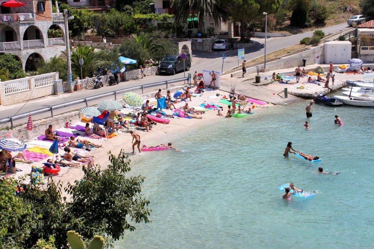 Apartments With A Parking Space Mavarstica, Ciovo - 12435 Trogir Zewnętrze zdjęcie