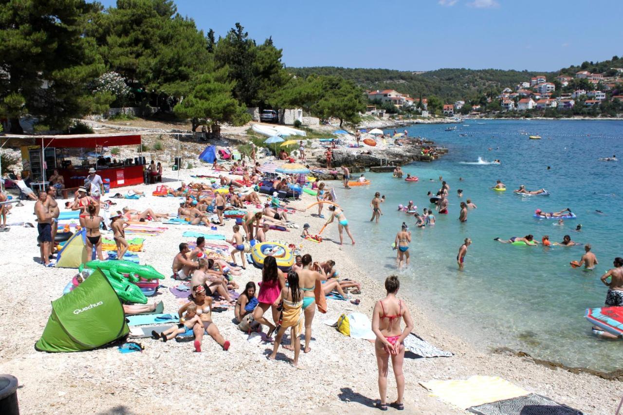 Apartments With A Parking Space Mavarstica, Ciovo - 12435 Trogir Zewnętrze zdjęcie